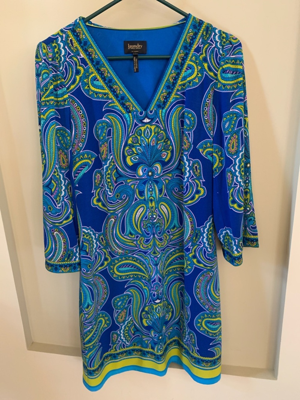 Laundry By Shelli Segal Royal Blue Paisley V-Neck Midi Dress with Green Accents